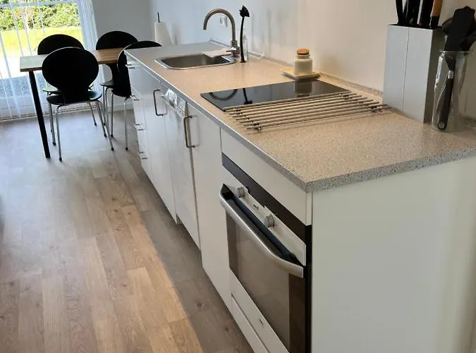 Anemone Huset Apartman *